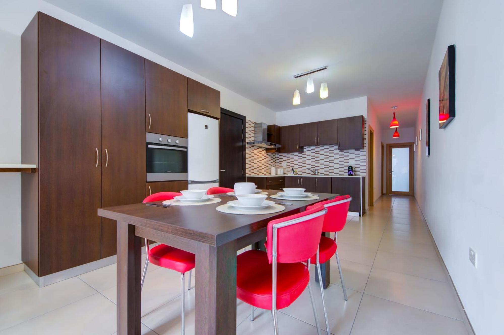 Stylish 2Br Apt With Balconies In St Julians, Paceville - Apt 6 By Vaganza St. Julian's Exterior foto